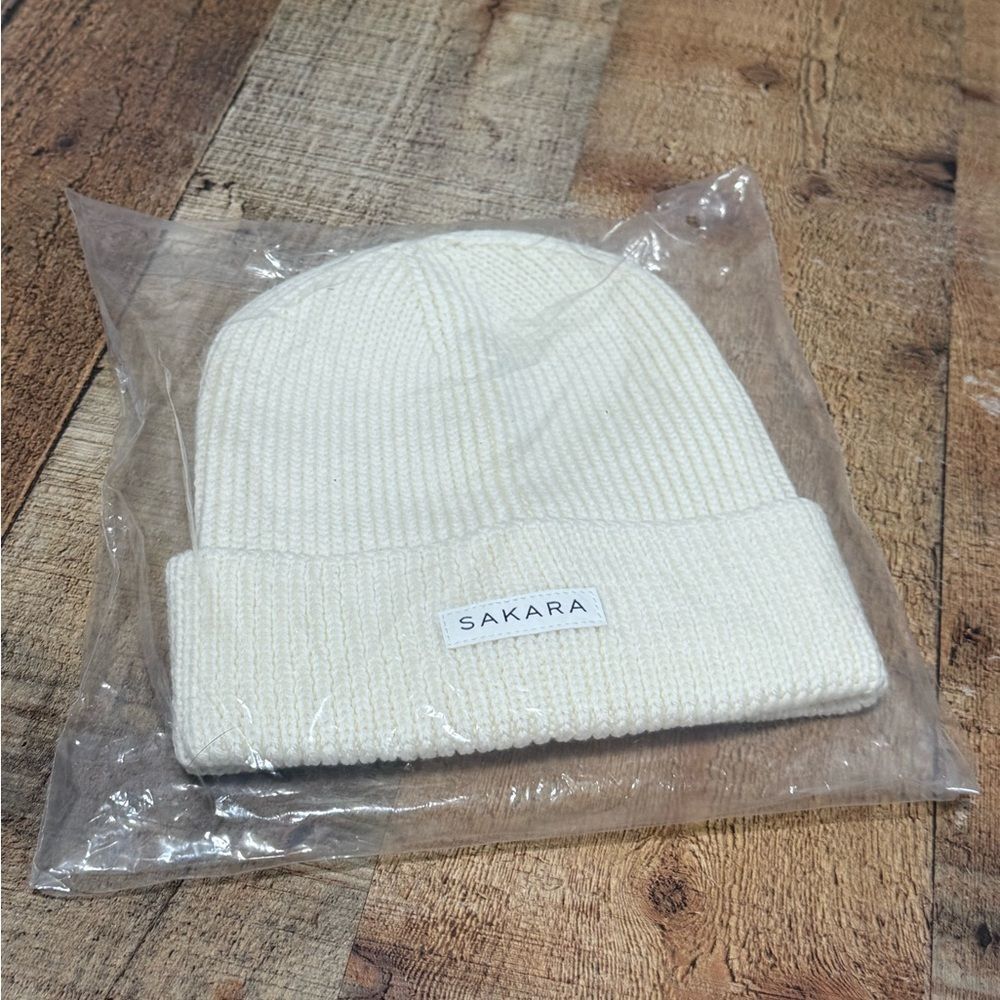 The Sakara Beanie new in package